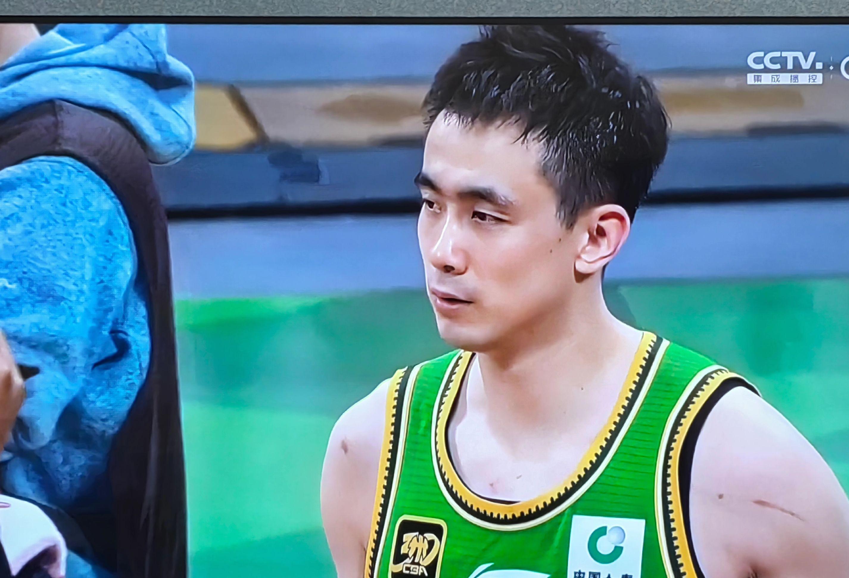 关于欧超杯倒计时，广厦男篮今晨战术微调，细节引发关注，底气十足，年轻球员得到机会的信息江南