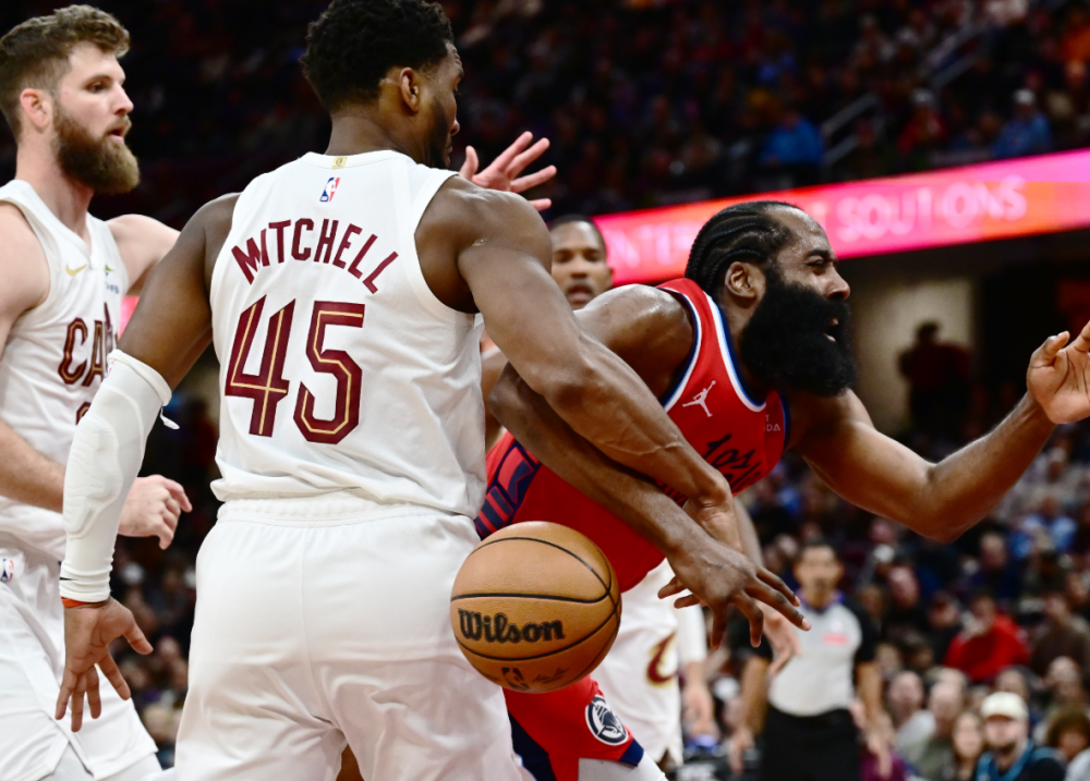 成都蓉城窗口期外线爆发哈登在MAD比赛中悬念迭起，现场解说直呼：多伦多猛龙扳平良机备战足总杯的简单介绍江南体育平台